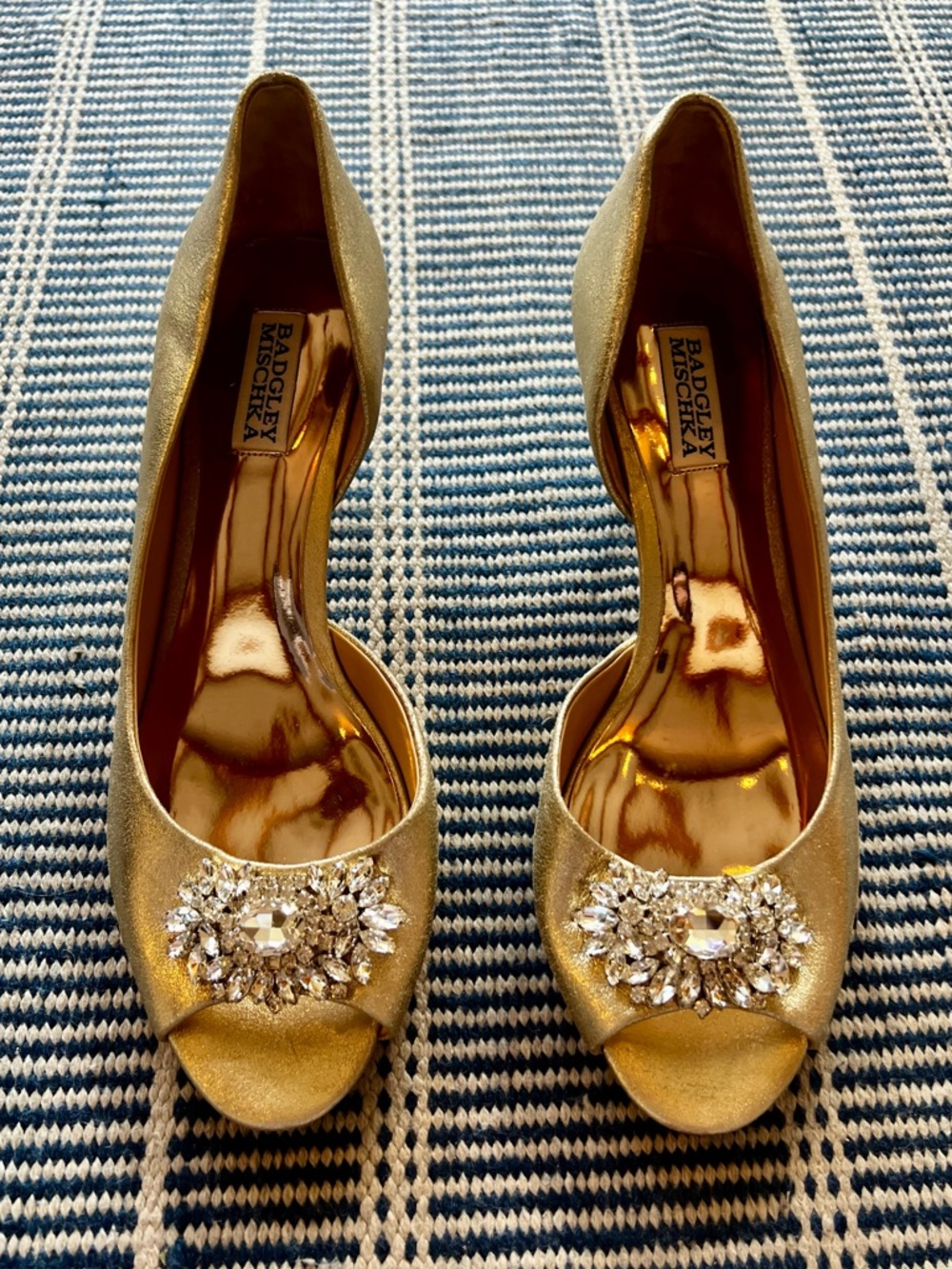 Badgley Mischka gold D’Orsay embellished crystal low heels size 9.5